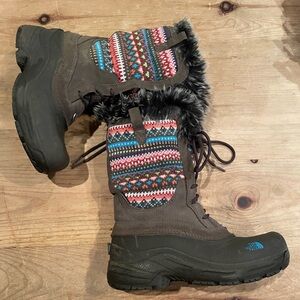 The North Face Waterproof Heat Seeker faux fur lined nordic trim boots outdoorsy